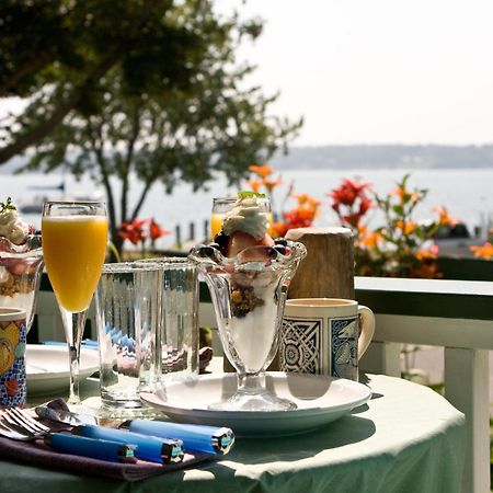 The Stirling House Waterfront Inn กรีนพอร์ต ภายนอก รูปภาพ